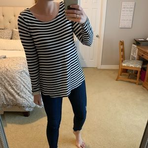 GAP black and white striped top